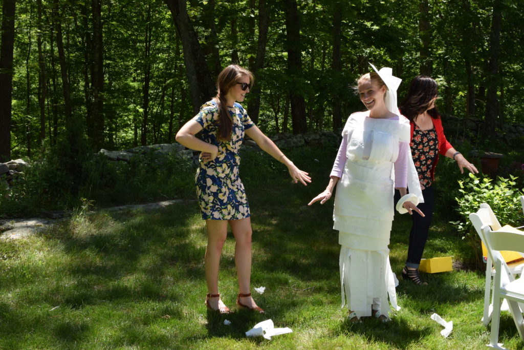 Bridal Shower Game | bridal shower brunch | Bridal Shower | Brunch Bridal Shower | Brunch | Yellow Bridal Shower | outdoor bridal shower | patio Bridal shower | Outdoor Brunch | Ladies Brunch