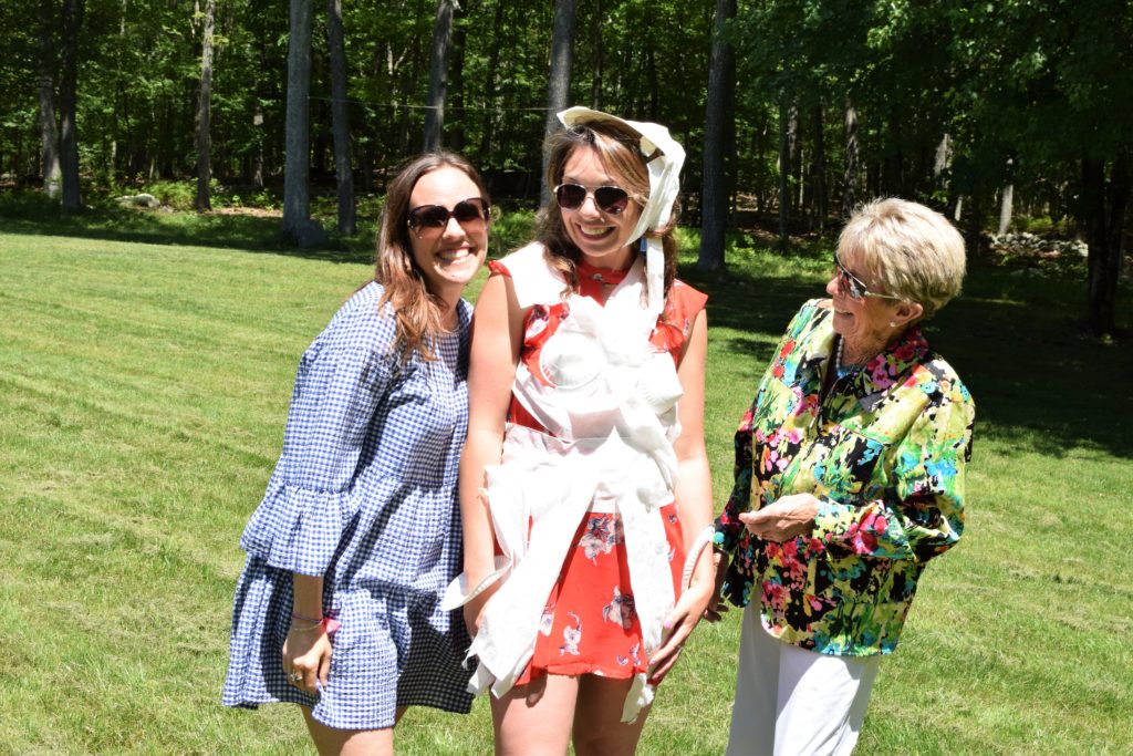 Bridal Shower Game | bridal shower brunch | Bridal Shower | Brunch Bridal Shower | Brunch | Yellow Bridal Shower | outdoor bridal shower | patio Bridal shower | Outdoor Brunch | Ladies Brunch