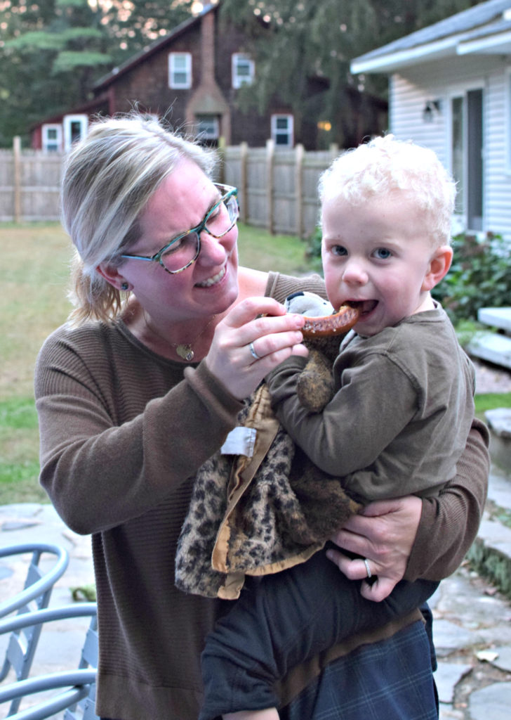 Oktoberfest Party | How to throw and Oktoberfest Party | Beer Party | Beer Tasting Party | Fall Party Ideas | Oktoberfest Party Ideas | Octoberfest Party | Oktoberfest Party Theme | Oktoberfest Theme | Adult Party ideas | Men's Birthday Ideas | Mens Party ideas | Outdoor Party Ideas | Outdoor Party theme | Easy oktoberfest party | Simply Oktoberfest Party