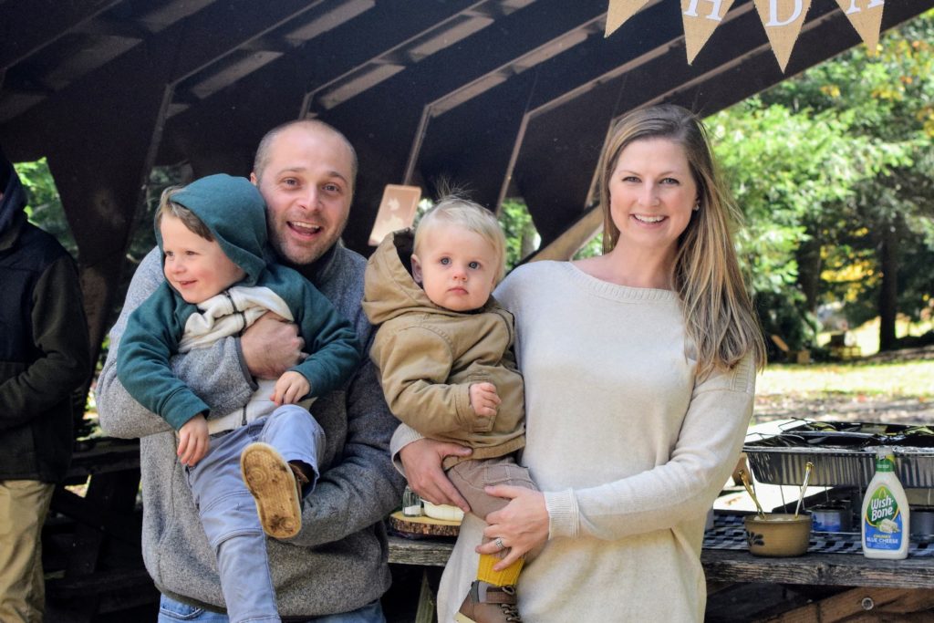 This Camping Birthday is perfect for this First Birthday Party. This birthday theme works as a boy themed or girl themed party. This would also be adorable as a baby shower theme. For all details click here for creating this fall table and creating your own camping party.